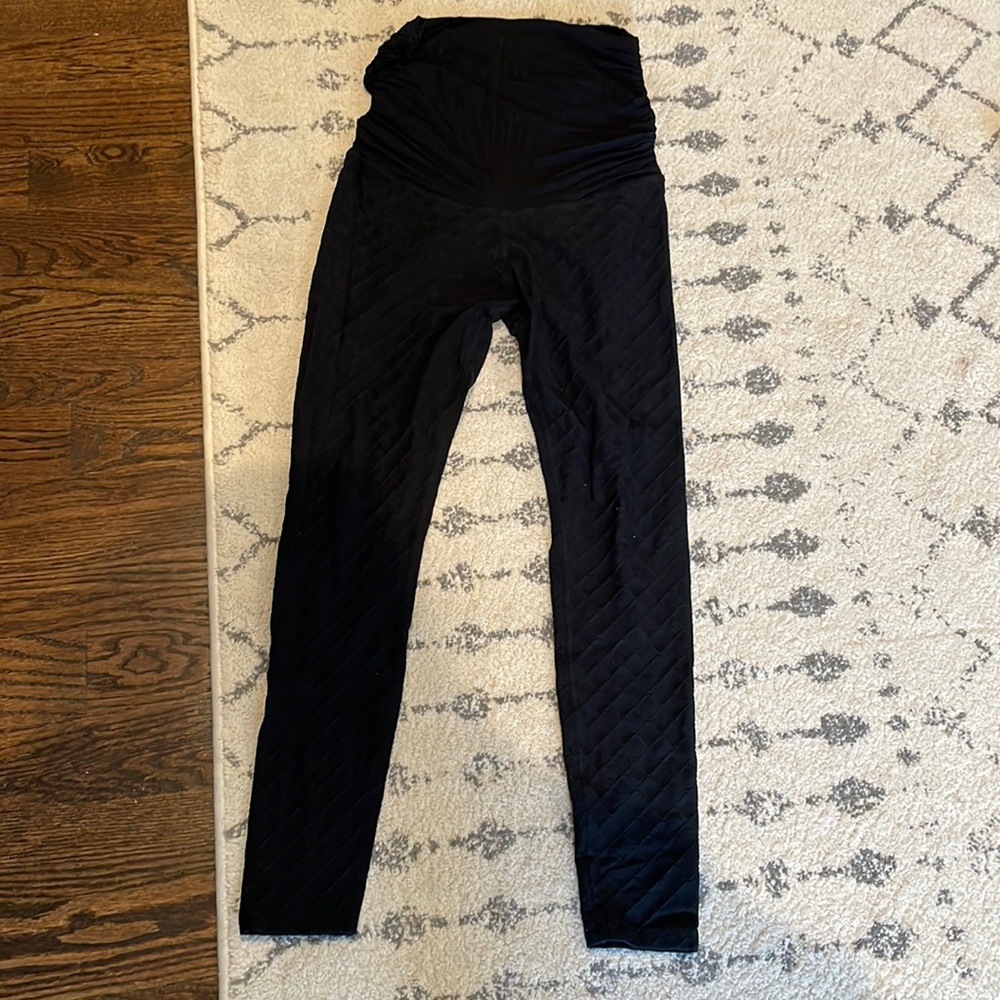 Beyond The Bump-Beyond Yoga size large pants